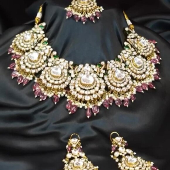 Jadau Kundan Polki Necklace Set with Pink Drop Pearls & Green Accents - Picture 4 of 4